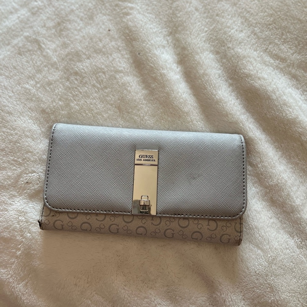 Guess wallet